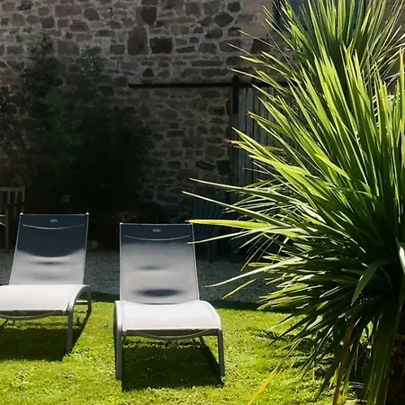 Pensjonat Le Clos De La Moriere *